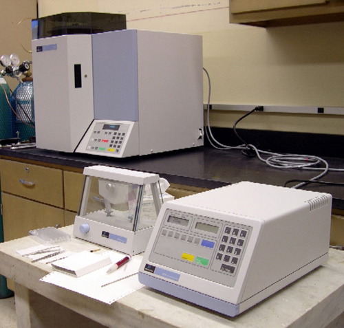 Perkin Elmer, PE 2400 SERIES-II CHNS/O ANALYZER