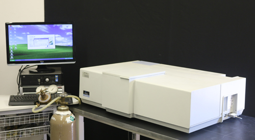 Used PE Lambda 900 UV/VIS/NIR Research Spectrophotometer