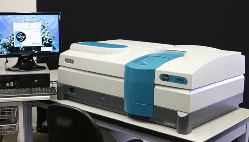 Agilent /Varian CARY-4000 Research-Grade UV-Vis Spectrophotometer