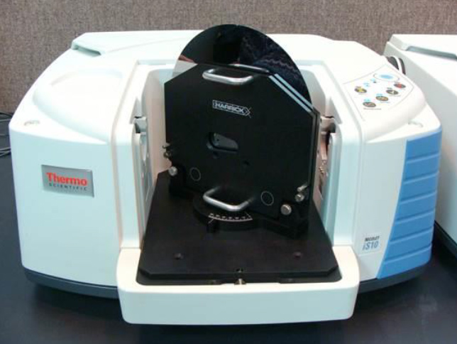 Metrology - Thermo-Nicolet iS10 Variable Angle Wafer Analyzer